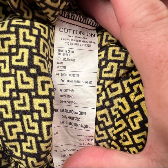 Cotton On Geometric Romper Black and Yellow Ruffled Neckline Pockets Size Medium - Picture 2 of 7